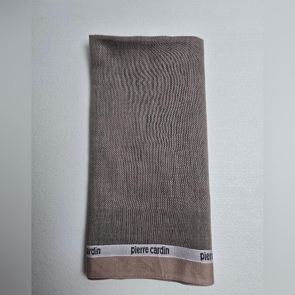 Pierre Cardin Taupe/Brown Handkerchief Pocket Square 17"